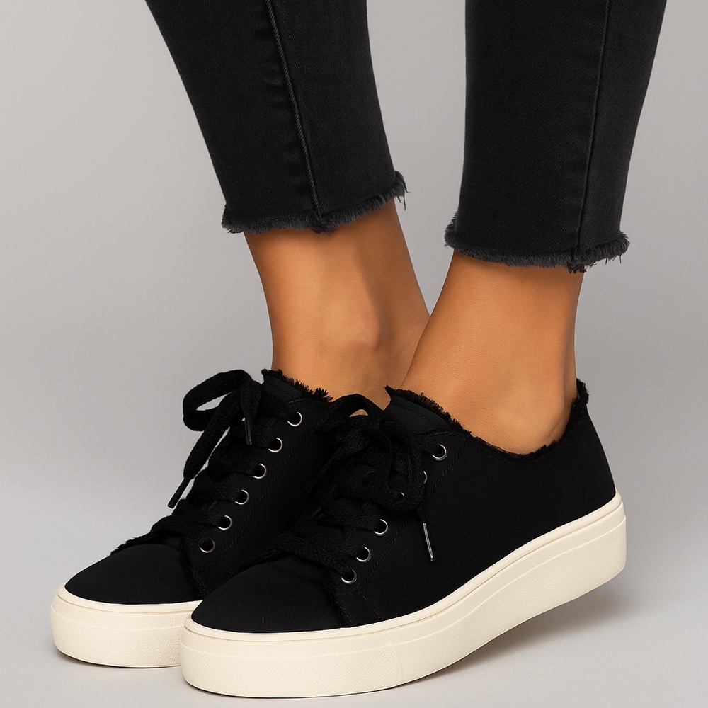 Steve Madden Greyla Black Platform Sneakers US 10M Frayed Canvas Shoes